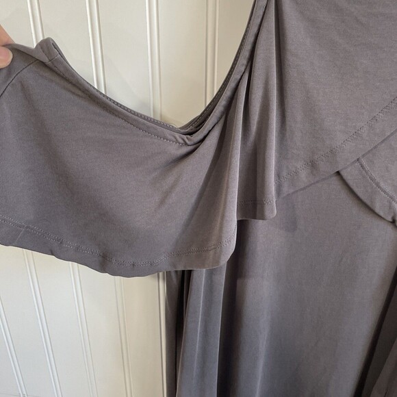 Rue 21‎ Shirt Womens Large Gray Cold Shoulder Short Sleeve Tunic Blouse - Picture 6 of 12
